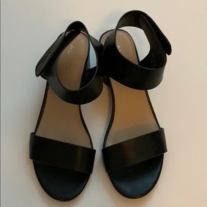 Aldo low heel